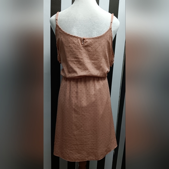 Lauren Conrad dress - Picture 4 of 14